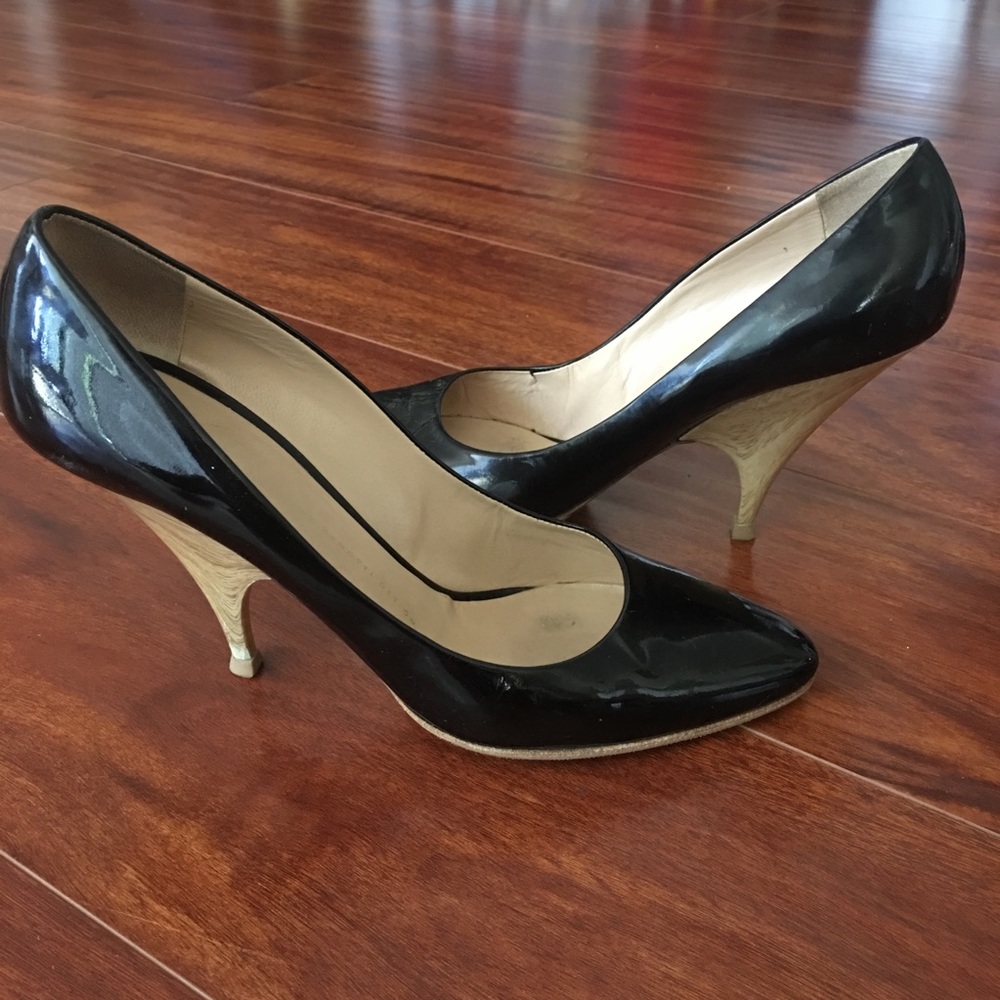 Giuseppe Zanotti design pumps!